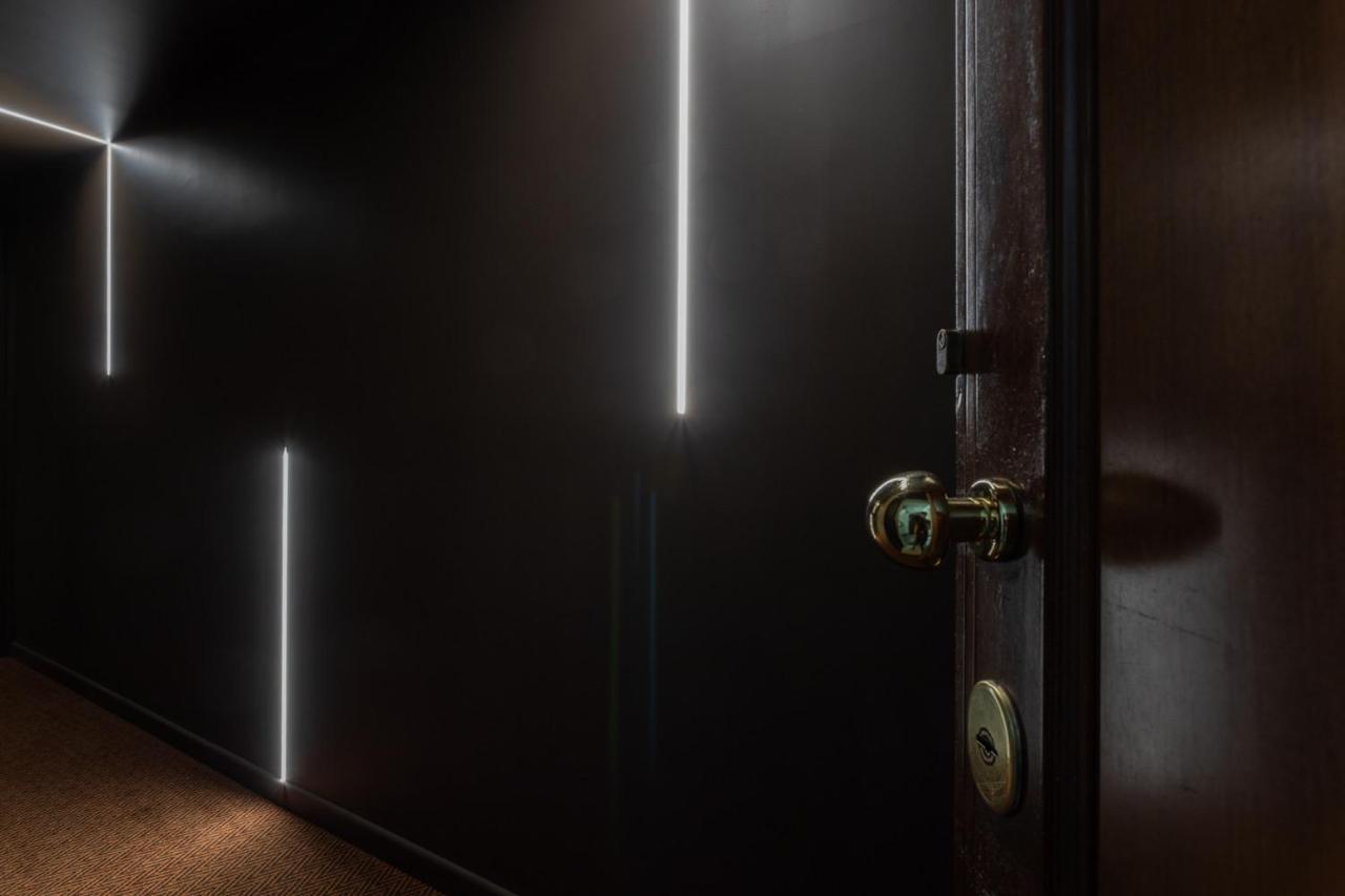 Lagrange Design By Wonderful Italy Apartment *