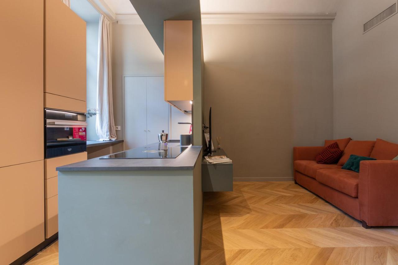 Lagrange Design By Wonderful Italy Apartment