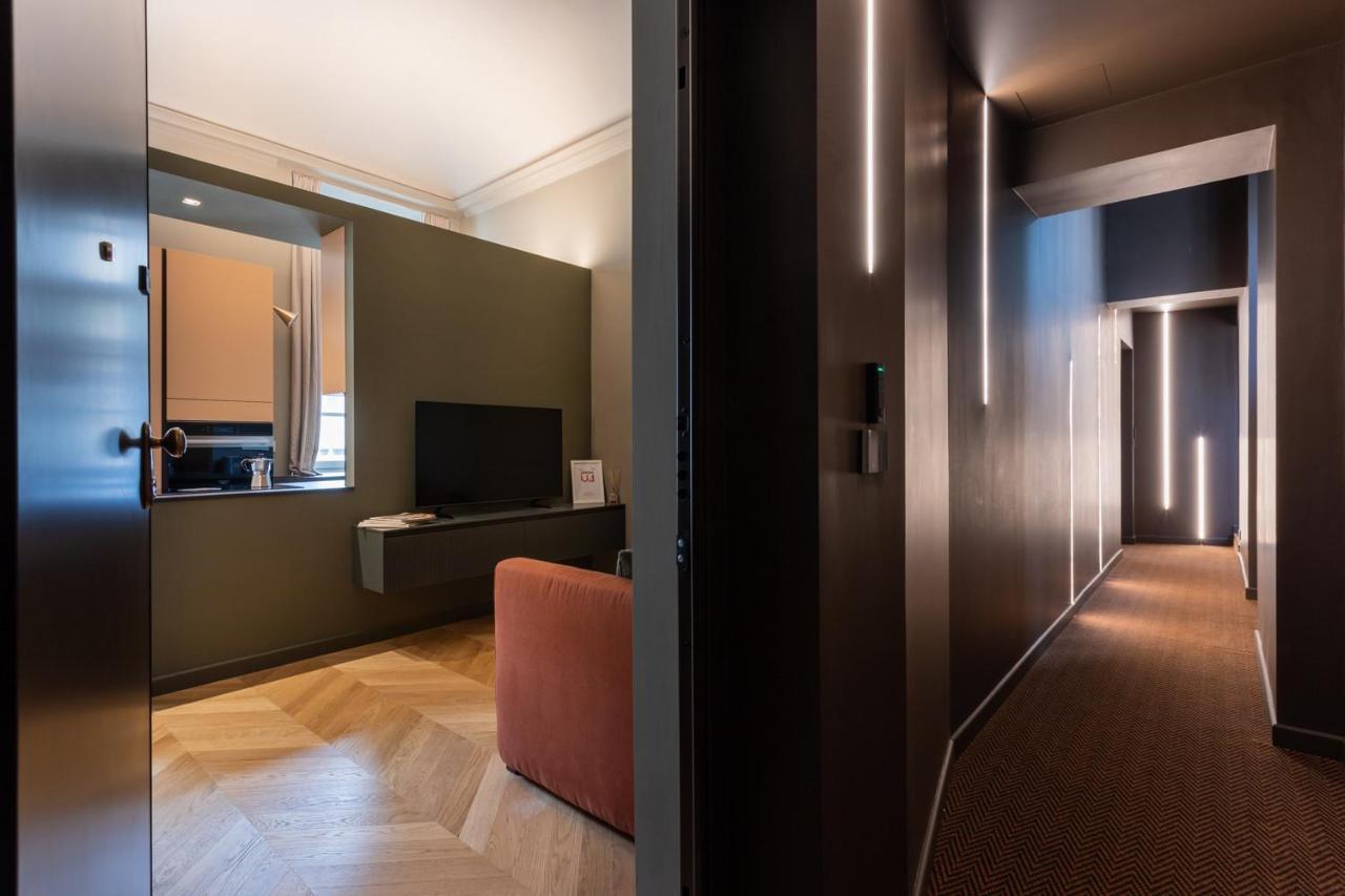 Lagrange Design By Wonderful Italy Turin